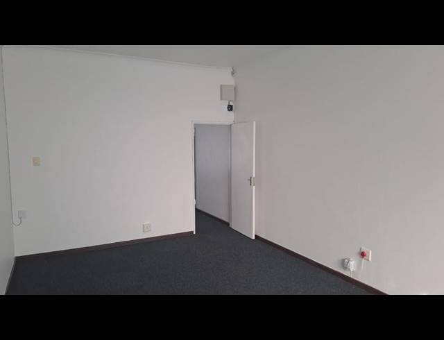 BUSINESS PROPERTY TO RENT IN NEWTON PARK